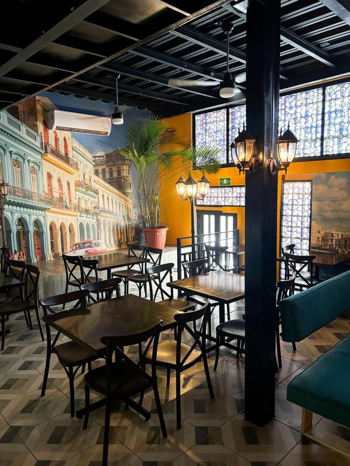 Spartacus Hostel Boutique For Men Puerto Vallarta Exterior photo